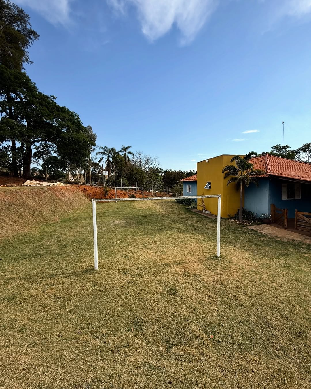 🌿 Um refúgio onde o conforto encontra a natureza.São 9,43 hectares de encanto, com cada detalhe (3)-min