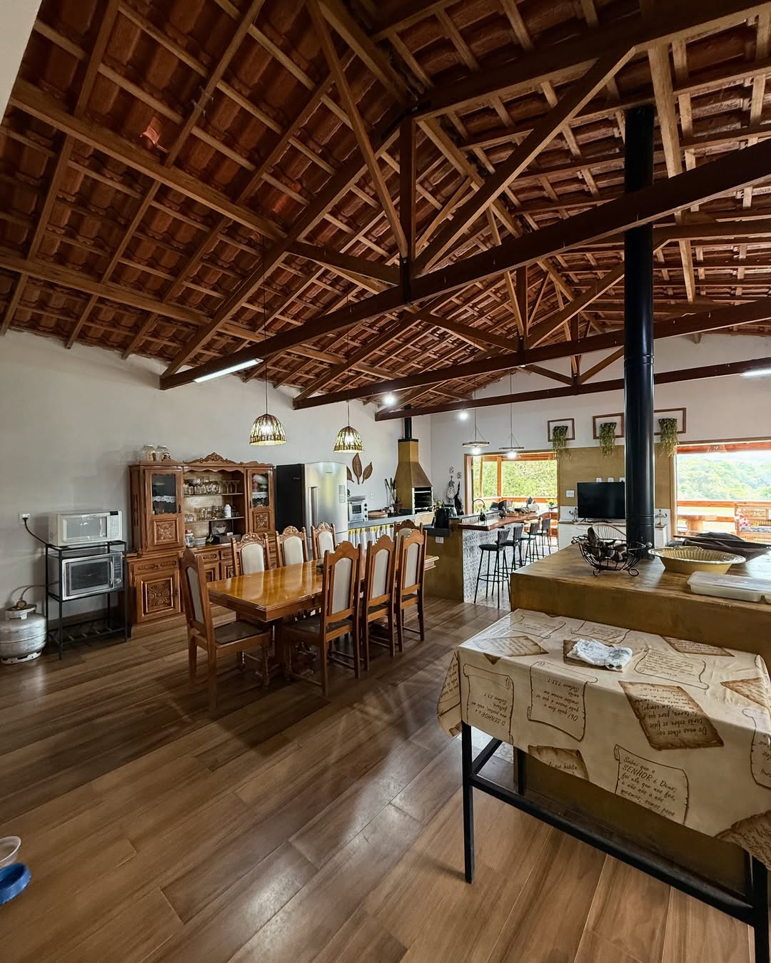 🌿 Um refúgio onde o conforto encontra a natureza.São 9,43 hectares de encanto, com cada detalhe (8)-min