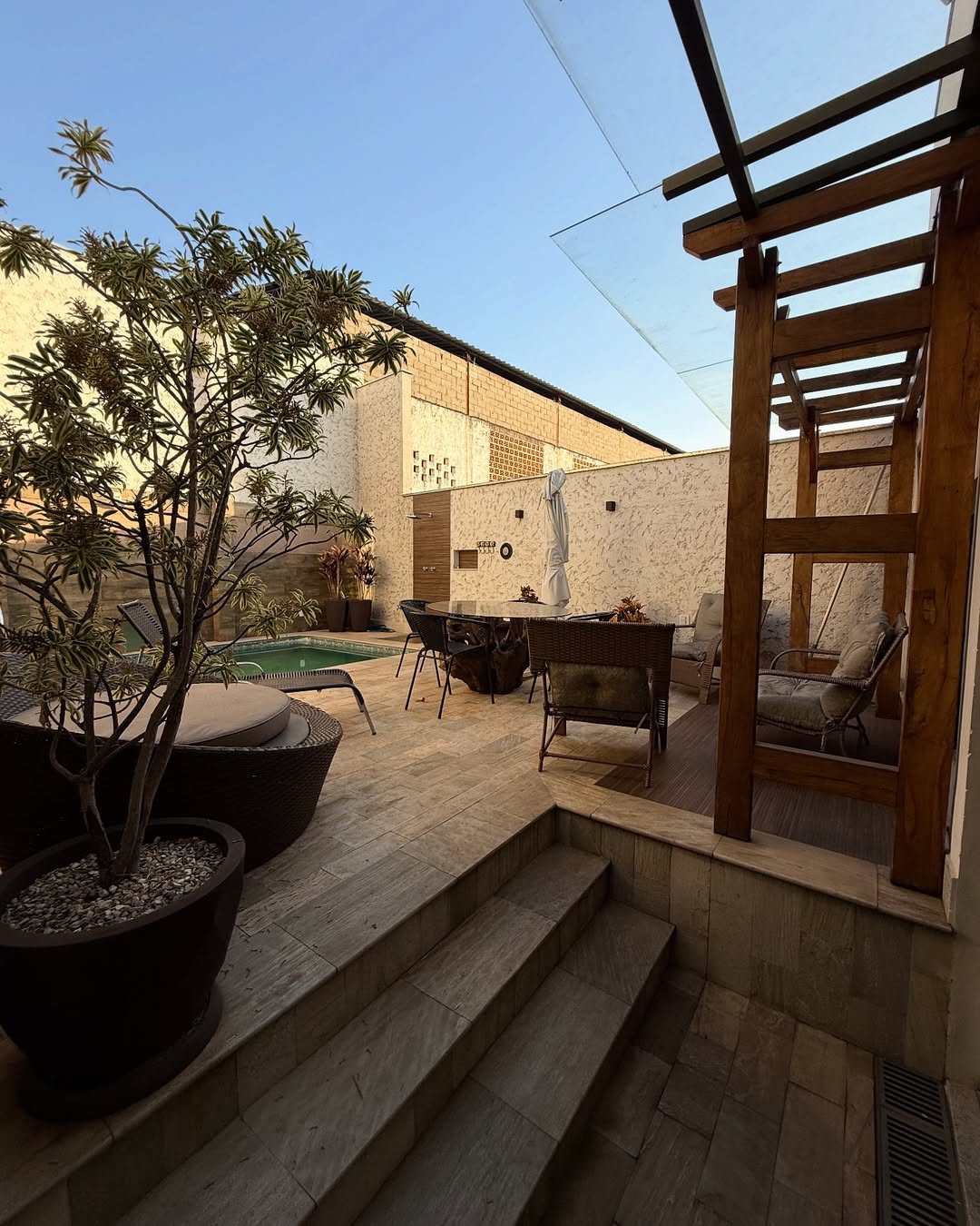 🏡 Casa à venda no Centro de Machado - MG✨ Uma oportunidade rara no coração da cidade, em uma re (12)-min