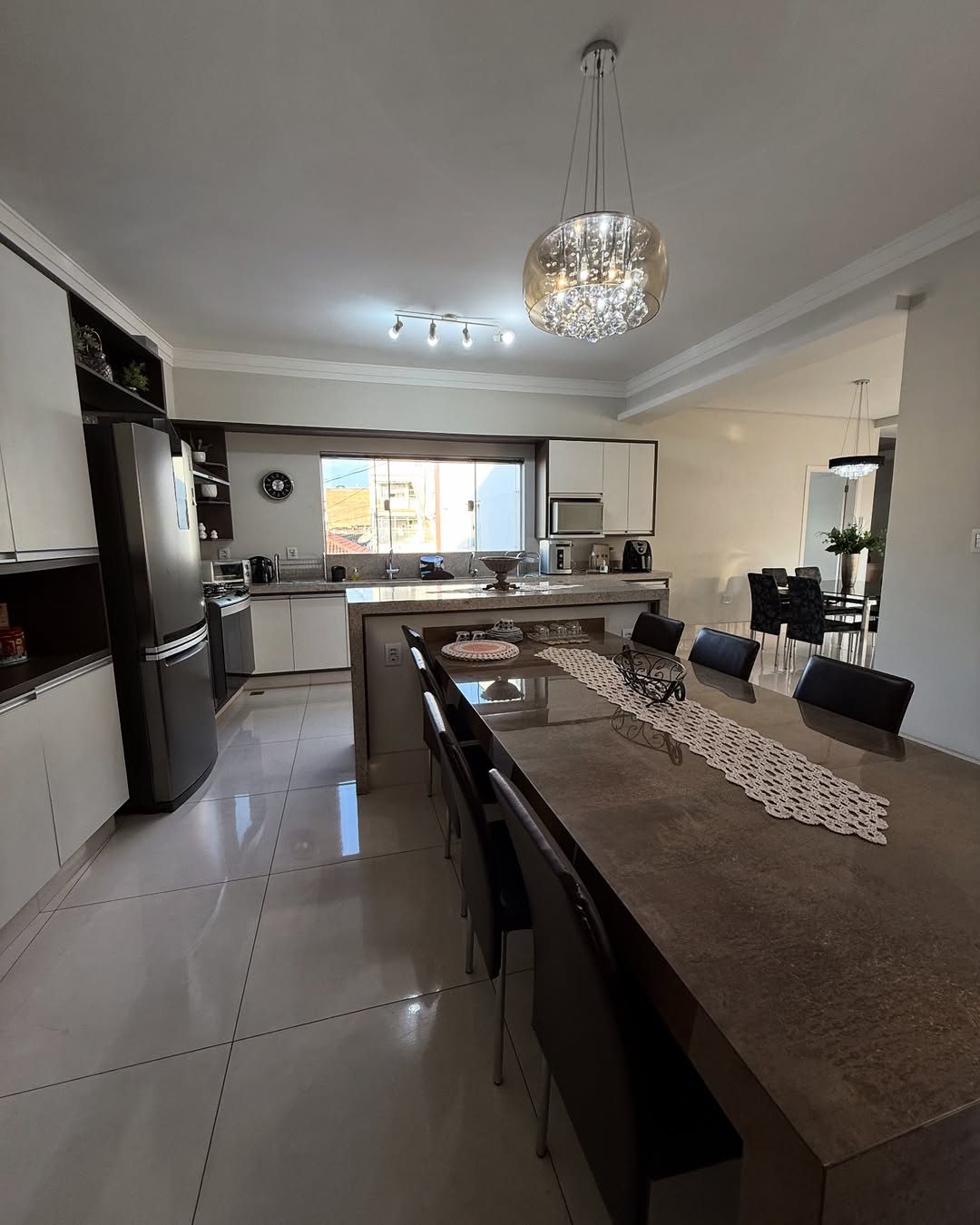 🏡 Casa à venda no Centro de Machado - MG✨ Uma oportunidade rara no coração da cidade, em uma re (7)-min