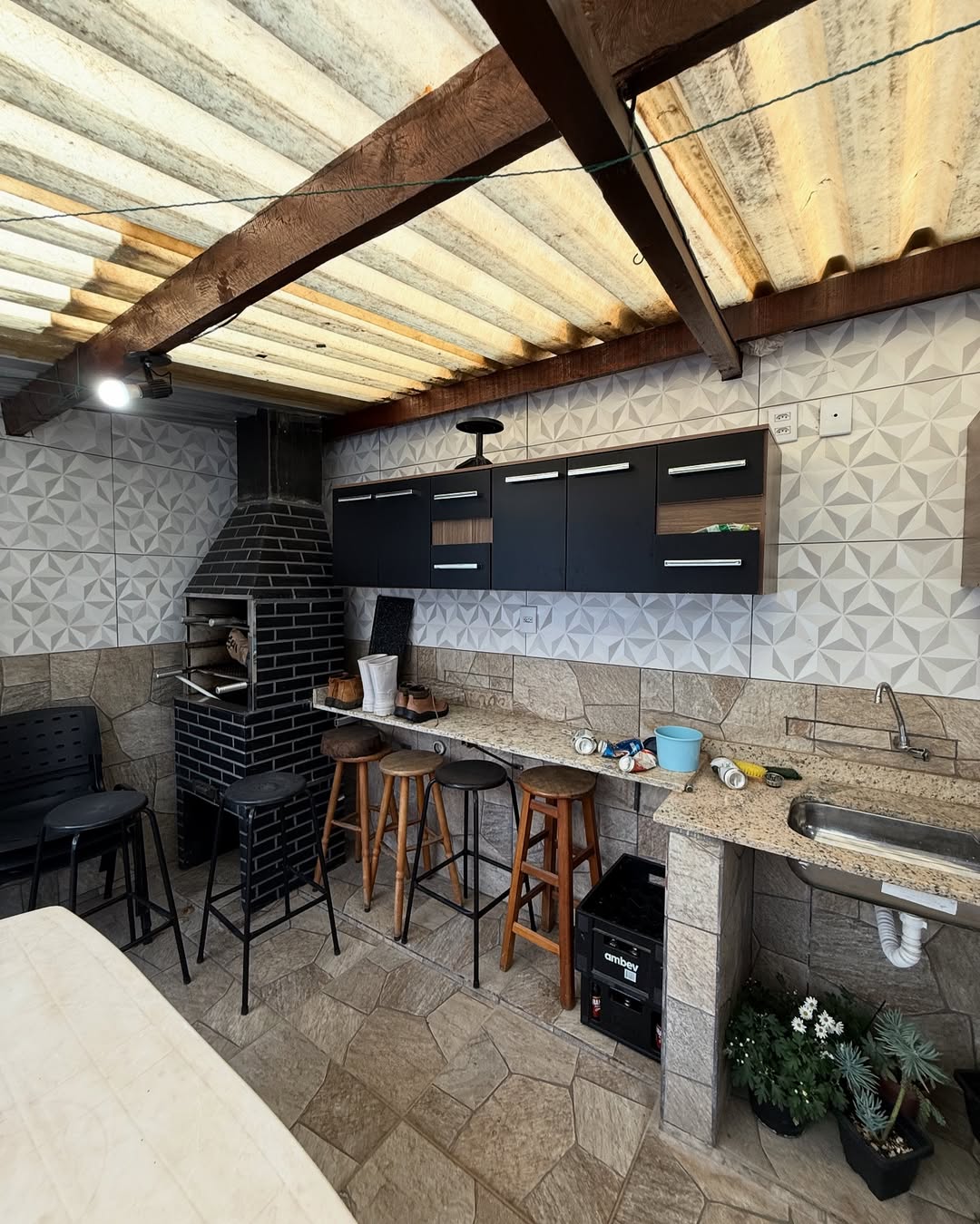 🏡 Casa à venda no Jardim Chamonix – R$ 480.000Essa casa é perfeita para quem busca conforto, pr (12)-min