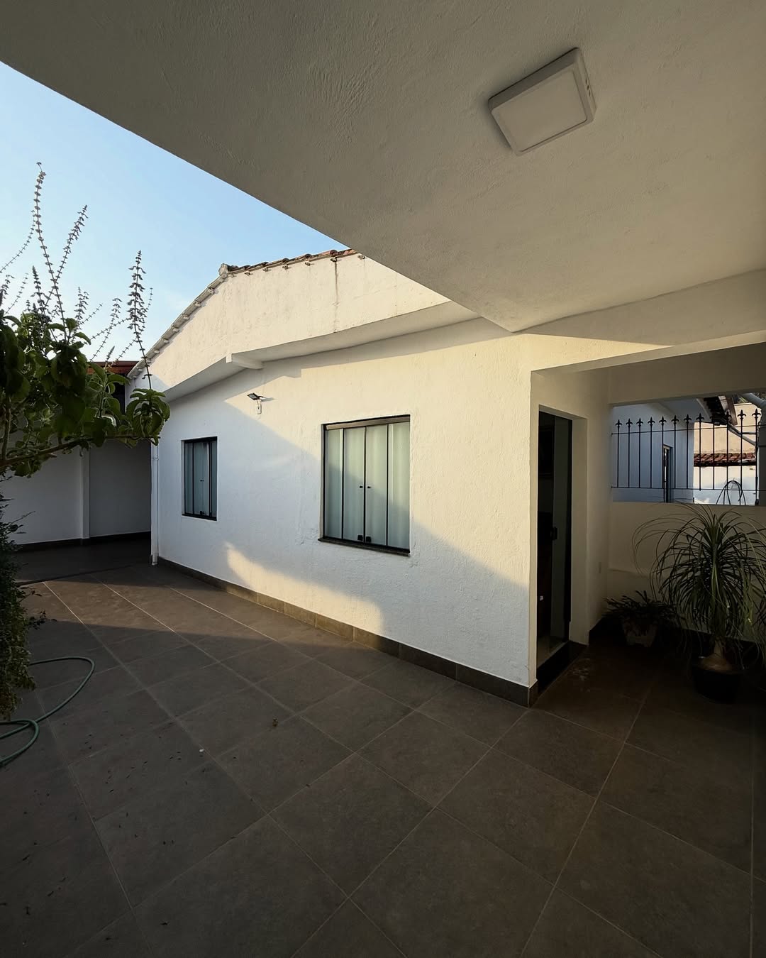 🏡 Casa à venda no Jardim Chamonix – R$ 480.000Essa casa é perfeita para quem busca conforto, pr (2)-min