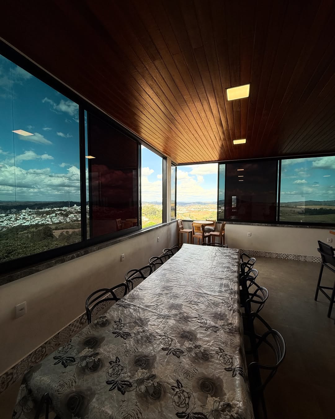 🏡 Residência de Alto Padrão à Venda - Residencial João Nanneti, Machado, MG✨ Características pr (17)-min